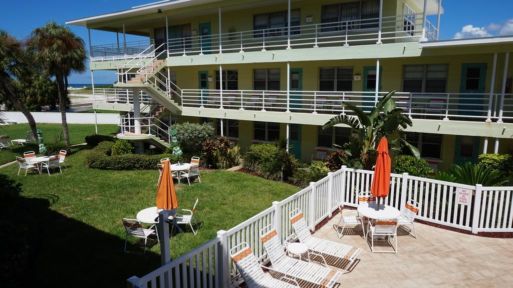 Hotel Tropic Terrace Of Treasure Island St. Pete Beach Exterior foto