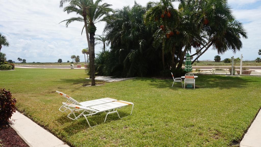Hotel Tropic Terrace Of Treasure Island St. Pete Beach Exterior foto